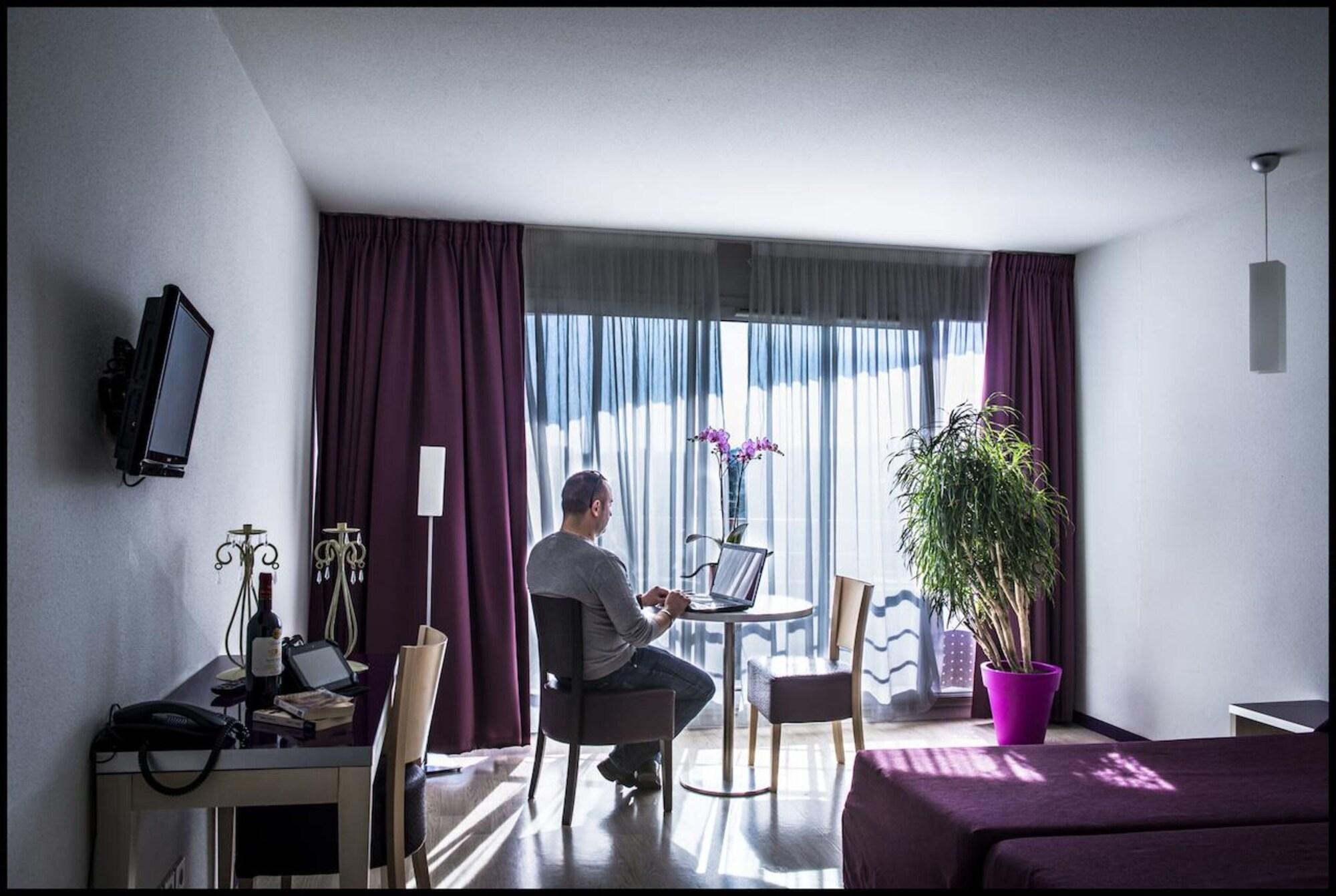 Appart'Hotel - Residence La Closeraie Lourdes Luaran gambar